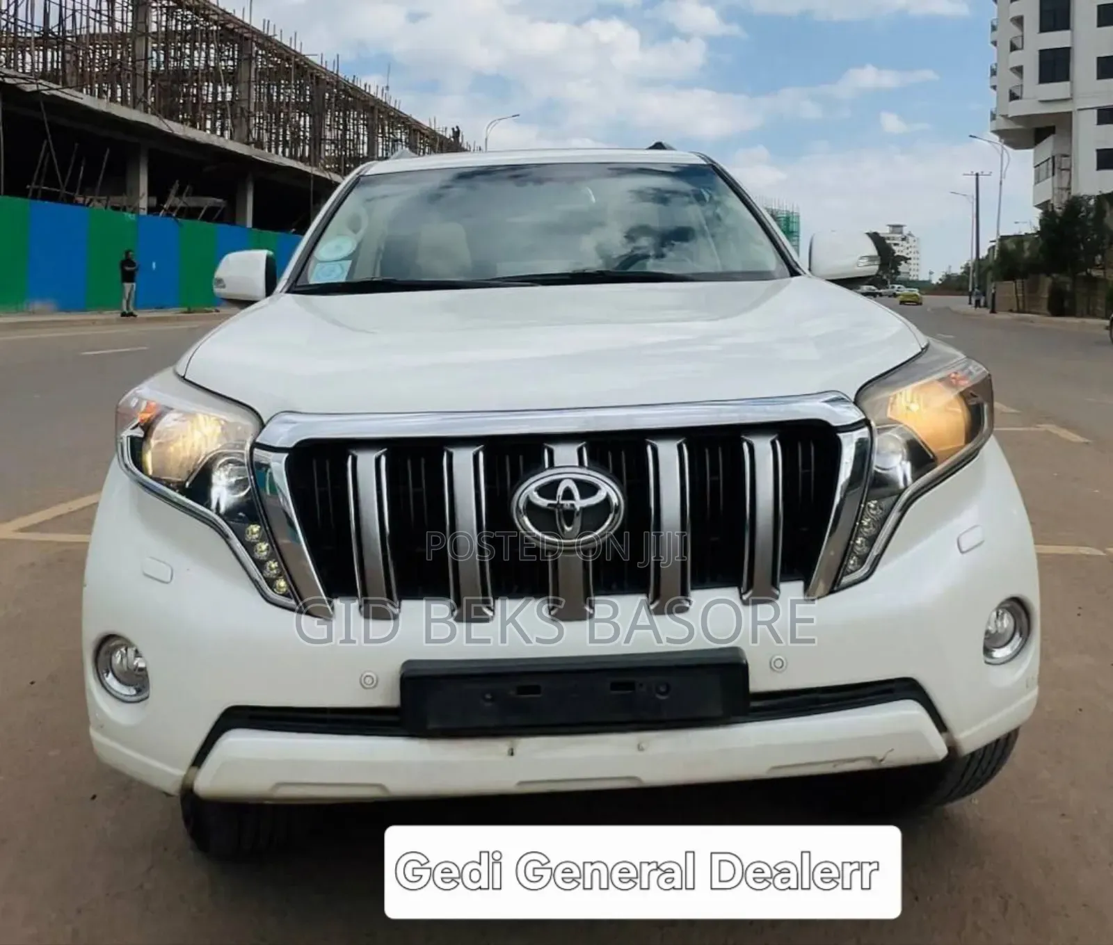 Toyota Land Cruiser Prado 2015 White