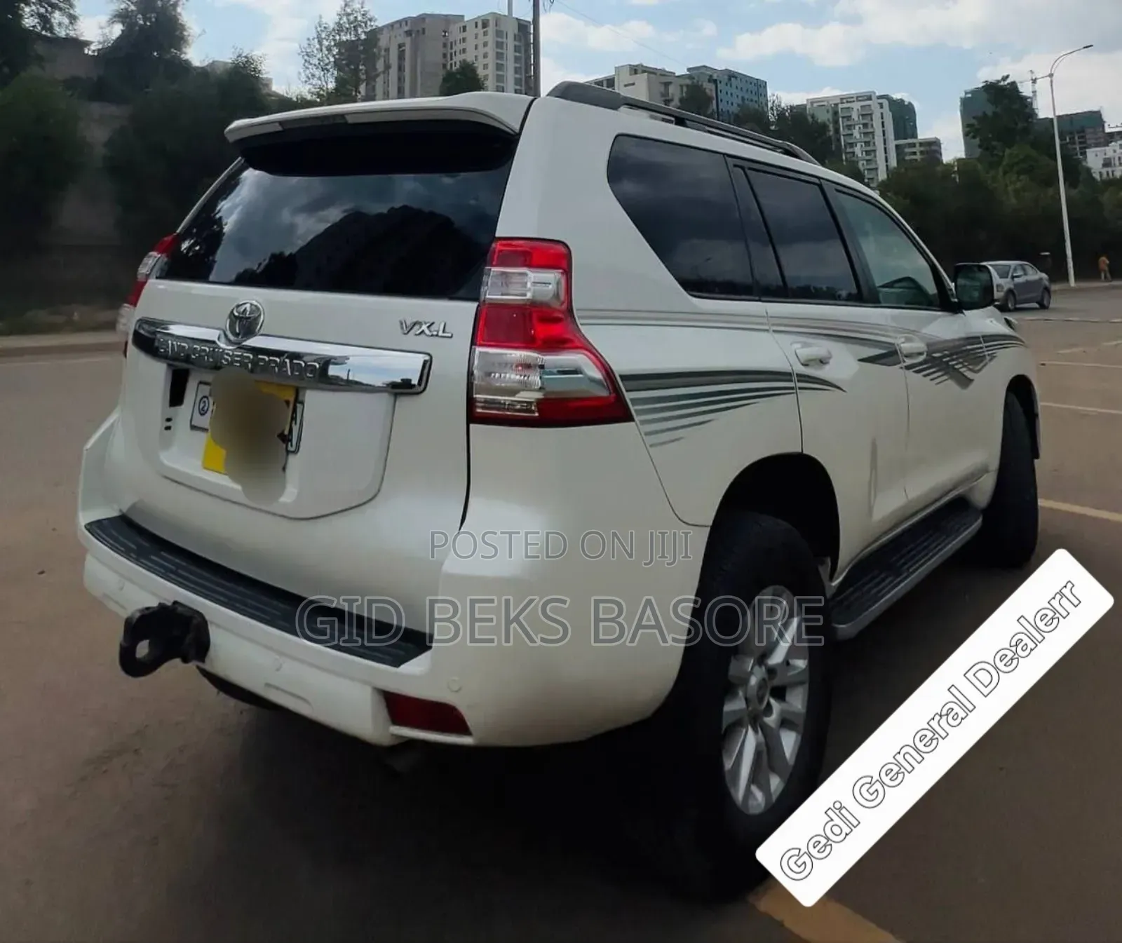 Toyota Land Cruiser Prado 2015 White
