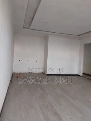 6bdrm Villa in Tafo, Yeka for sale