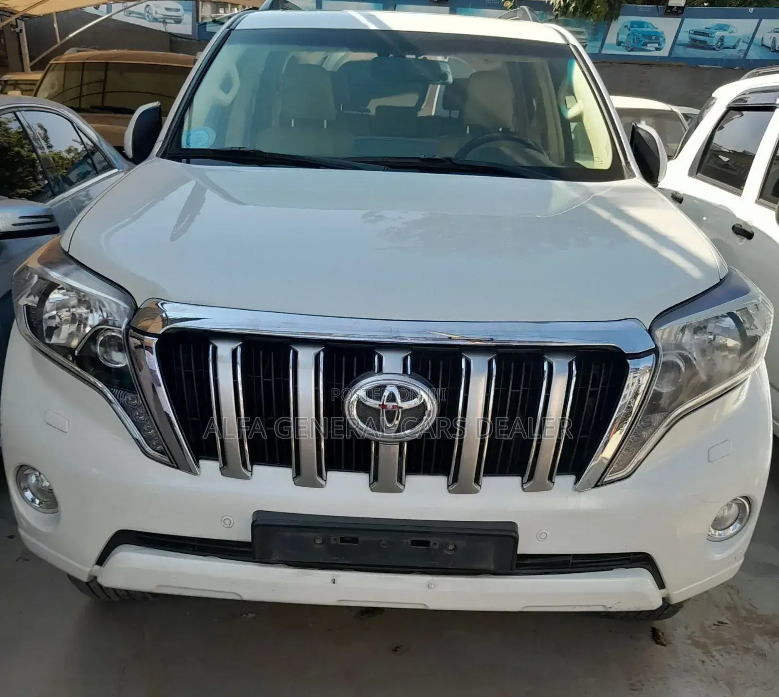 Toyota Land Cruiser Prado 2015 White