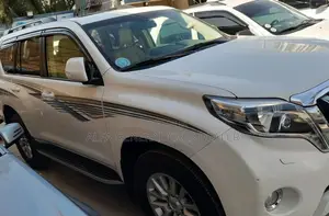 Toyota Land Cruiser Prado 2015 White