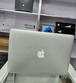 New Laptop Apple MacBook Air 2013 4GB Intel Core I5 SSD 256GB