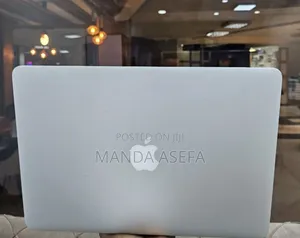 New Laptop Apple MacBook Air 2013 4GB Intel Core I5 SSD 256GB