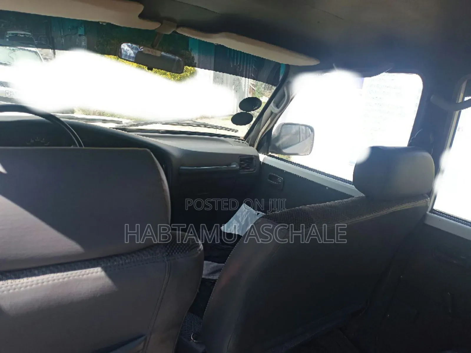 Toyota Land Cruiser 1995 White