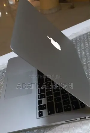 New Laptop Apple MacBook Air 2014 4GB Intel Core I5 SSD 256GB