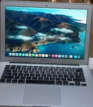 New Laptop Apple MacBook Air 2014 4GB Intel Core I5 SSD 256GB