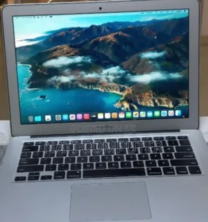 New Laptop Apple MacBook 2014 4GB Intel Core I5 SSD 256GB