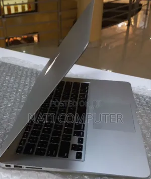 New Laptop Apple MacBook 2014 4GB Intel Core I5 SSD 256GB
