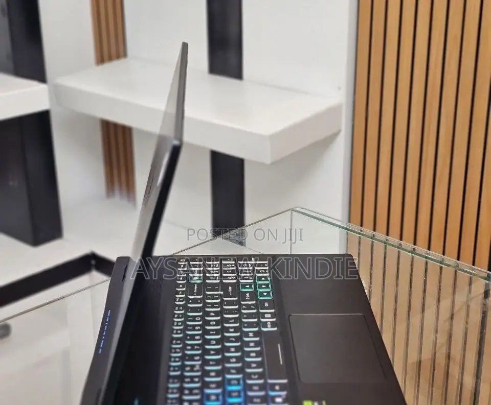 New Laptop Acer Predator Helios 300 16GB Intel Core I9 SSD 1T