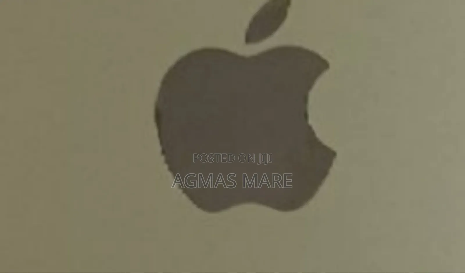 New Laptop Apple MacBook Air 2022 M2 8GB Apple M2 SSD 512GB