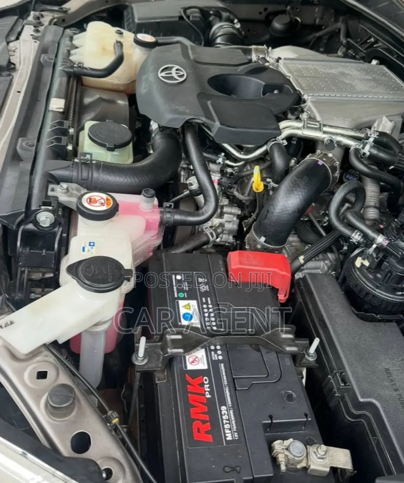 Toyota Hilux 2020 Gray