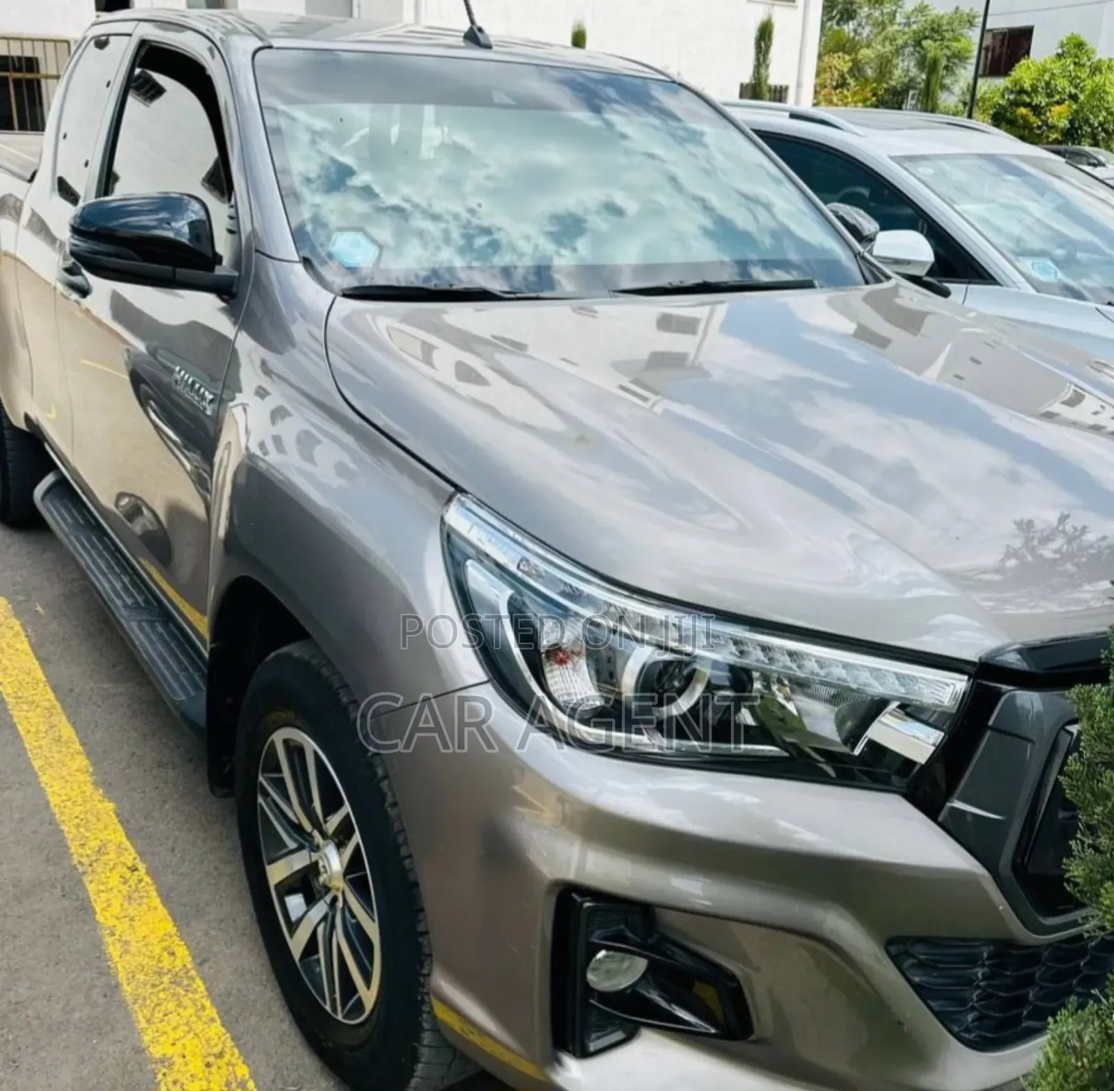 Toyota Hilux 2020 Gray