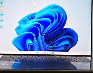 Photo - New Laptop Dell XPS 15 32GB Intel Core I9 SSD 1T