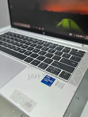 New Laptop HP EliteBook 840 G8 16GB Intel Core I7 SSD 512GB