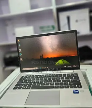New Laptop HP EliteBook 840 G8 16GB Intel Core I7 SSD 512GB