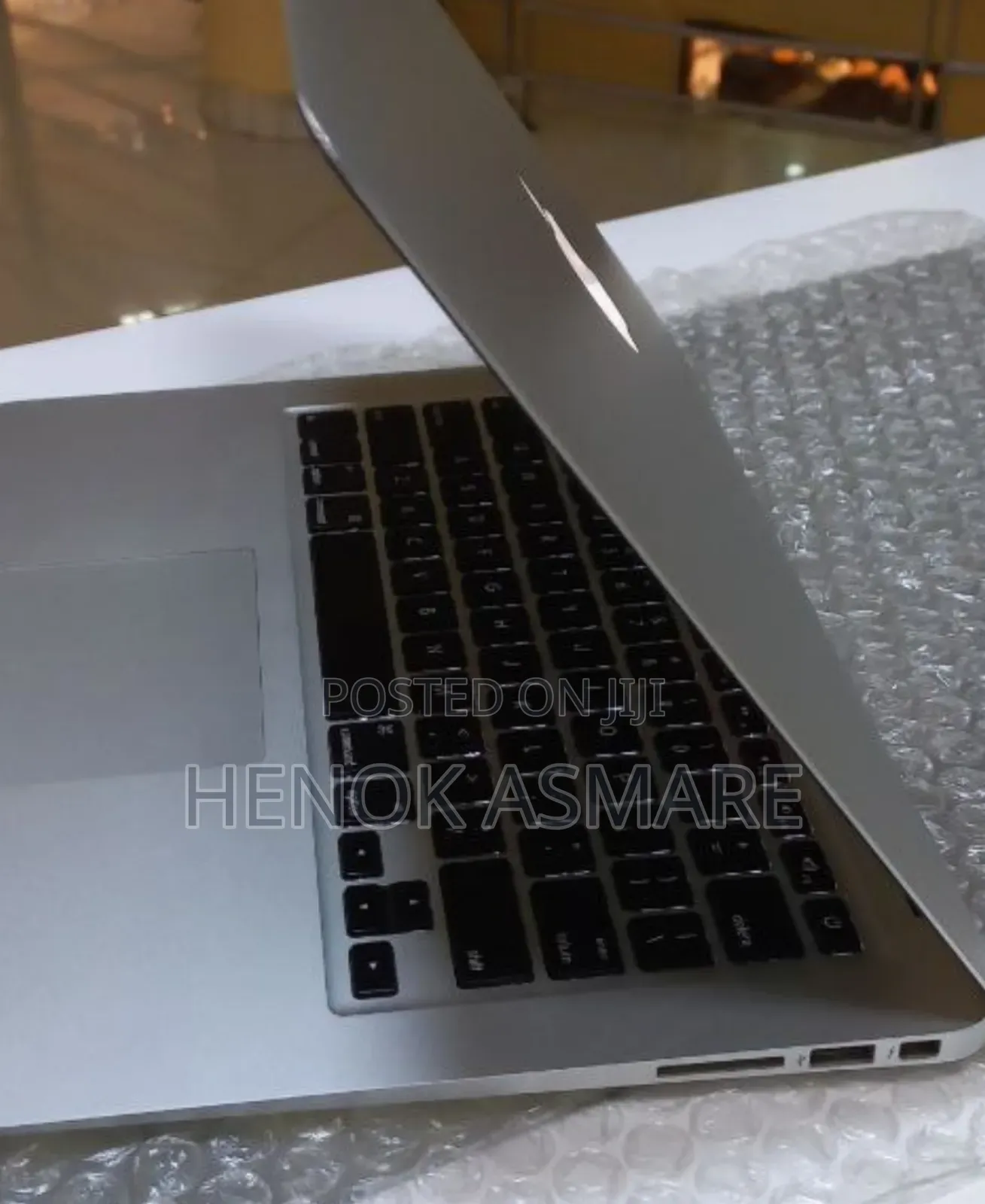 New Laptop Apple MacBook Air 4GB Intel Core I5 SSD 256GB