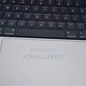 New Laptop Apple MacBook Pro M1 16GB Apple M1 Pro SSD 1T