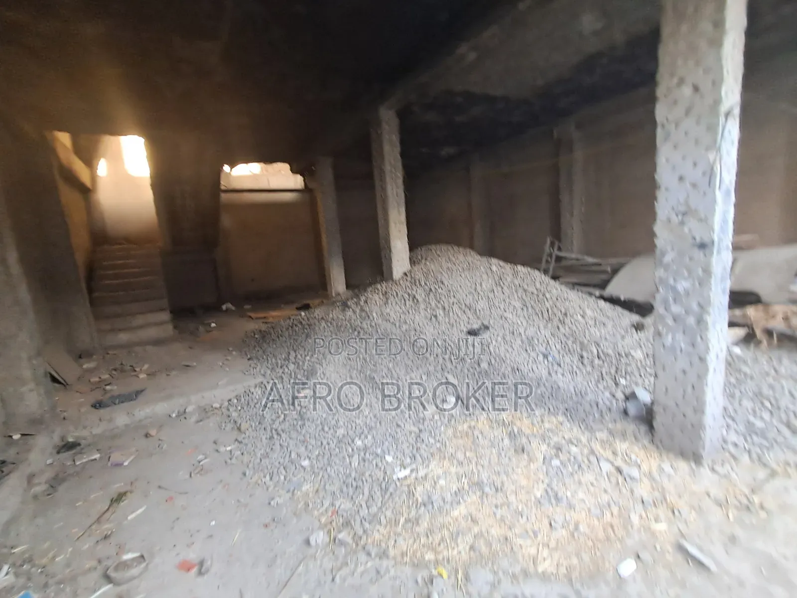 8bdrm House in Alem Bank, Akaky Kaliti for sale