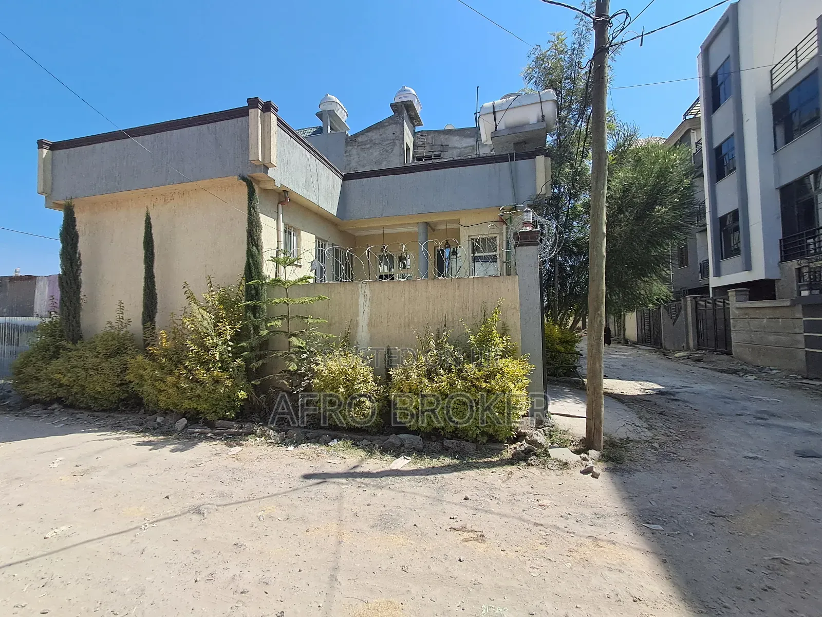 Furnished 3bdrm House in Alem Bank, Akaky Kaliti for sale