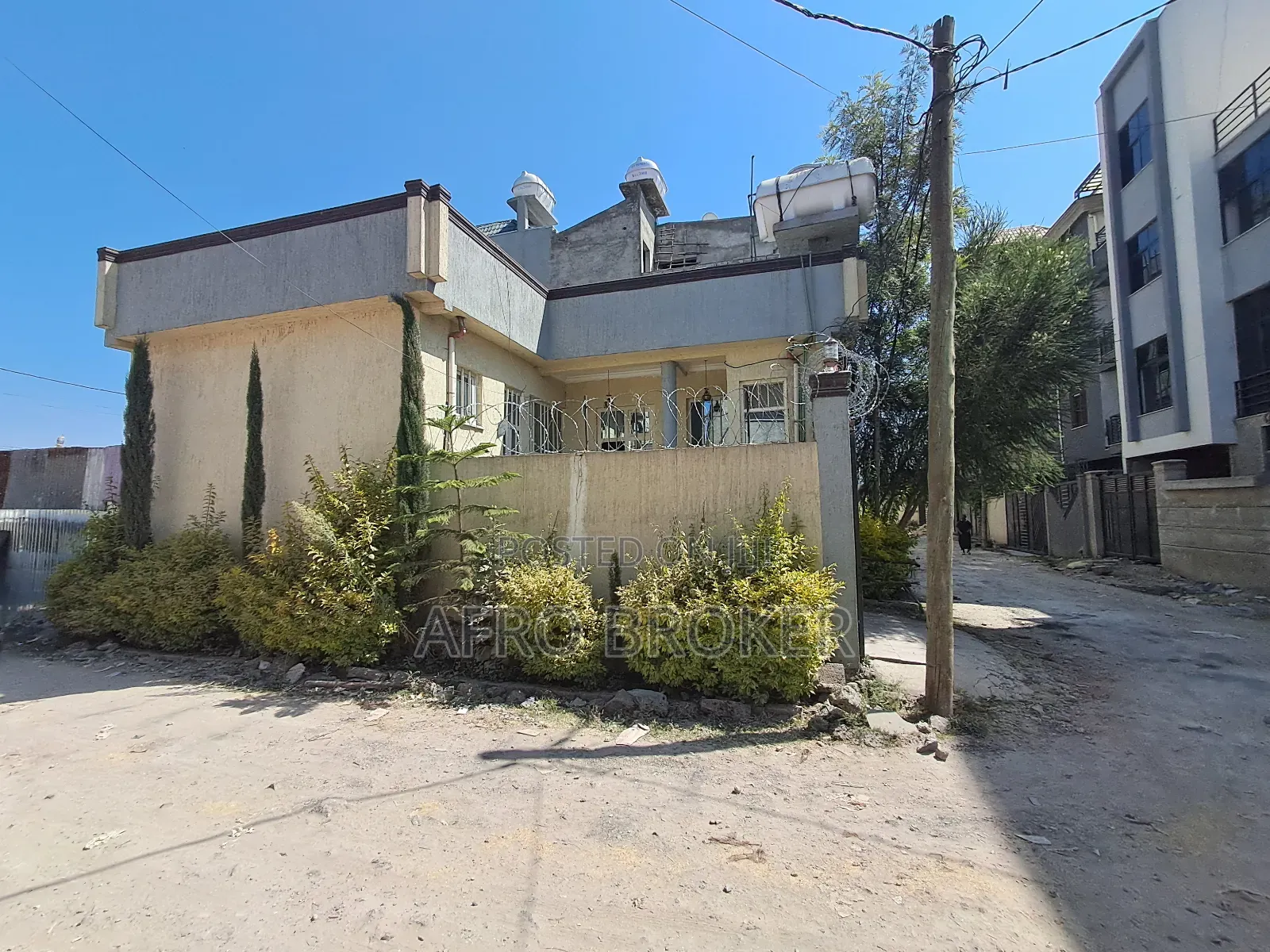 Furnished 3bdrm House in Alem Bank, Akaky Kaliti for sale