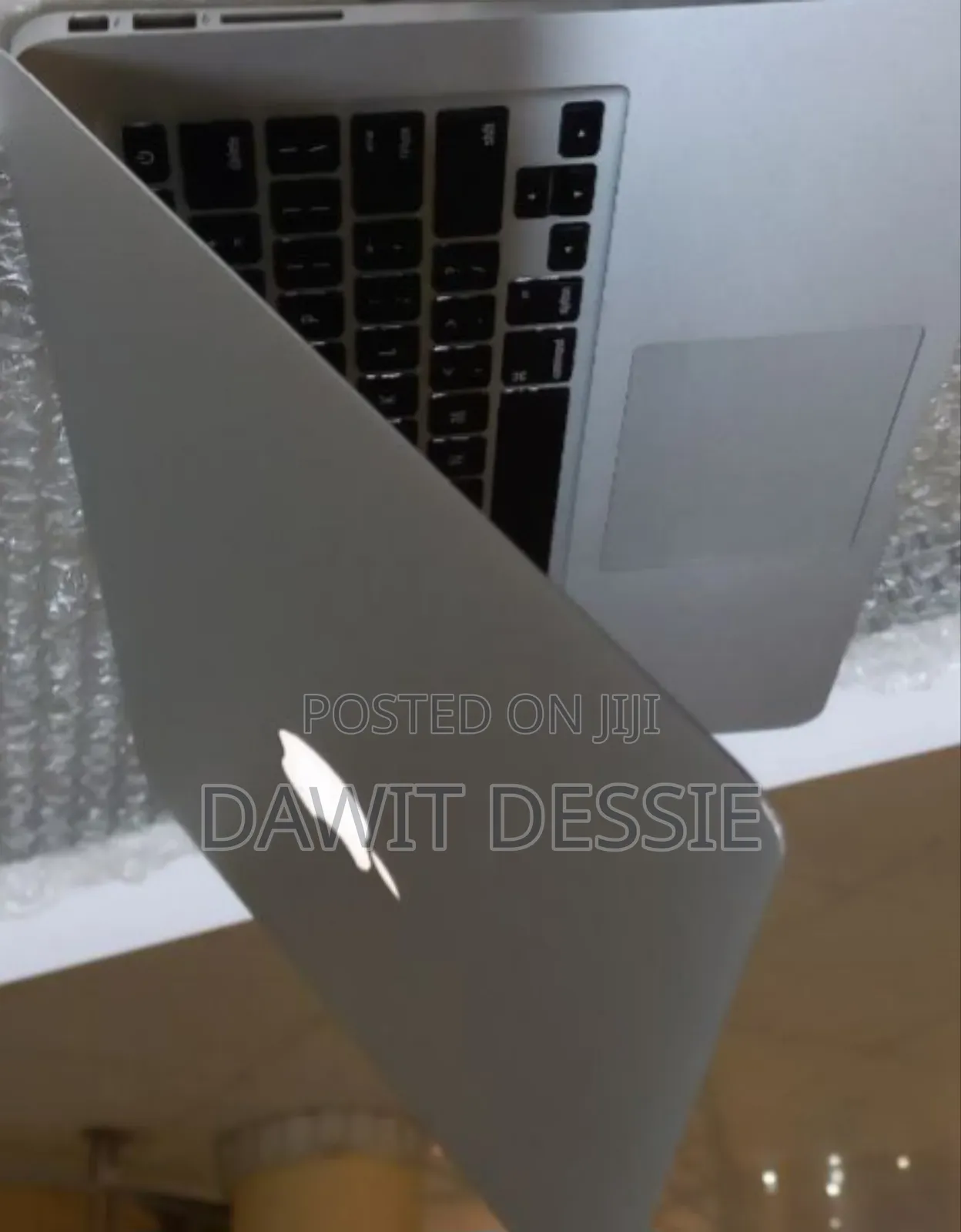 New Laptop Apple MacBook Air 2014 4GB Intel Core I5 SSD 256GB