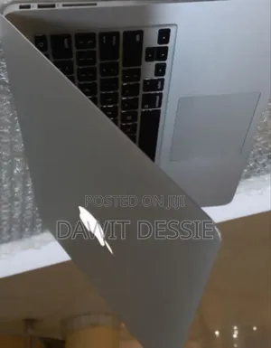 New Laptop Apple MacBook Air 2014 4GB Intel Core I5 SSD 256GB