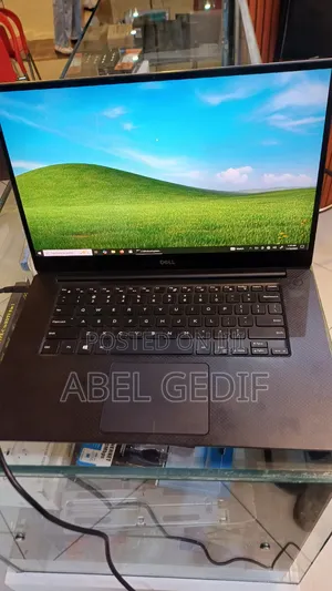 Photo - New Laptop Dell Precision 5540 16GB Intel Core I7 SSD 512GB