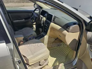 Toyota Corolla 2005 Yellow