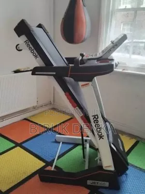 Photo - Treadmill Reebok