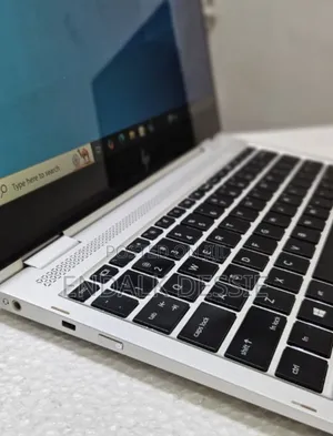 New Laptop HP Spectre 8GB Intel Core I7 SSD 512GB