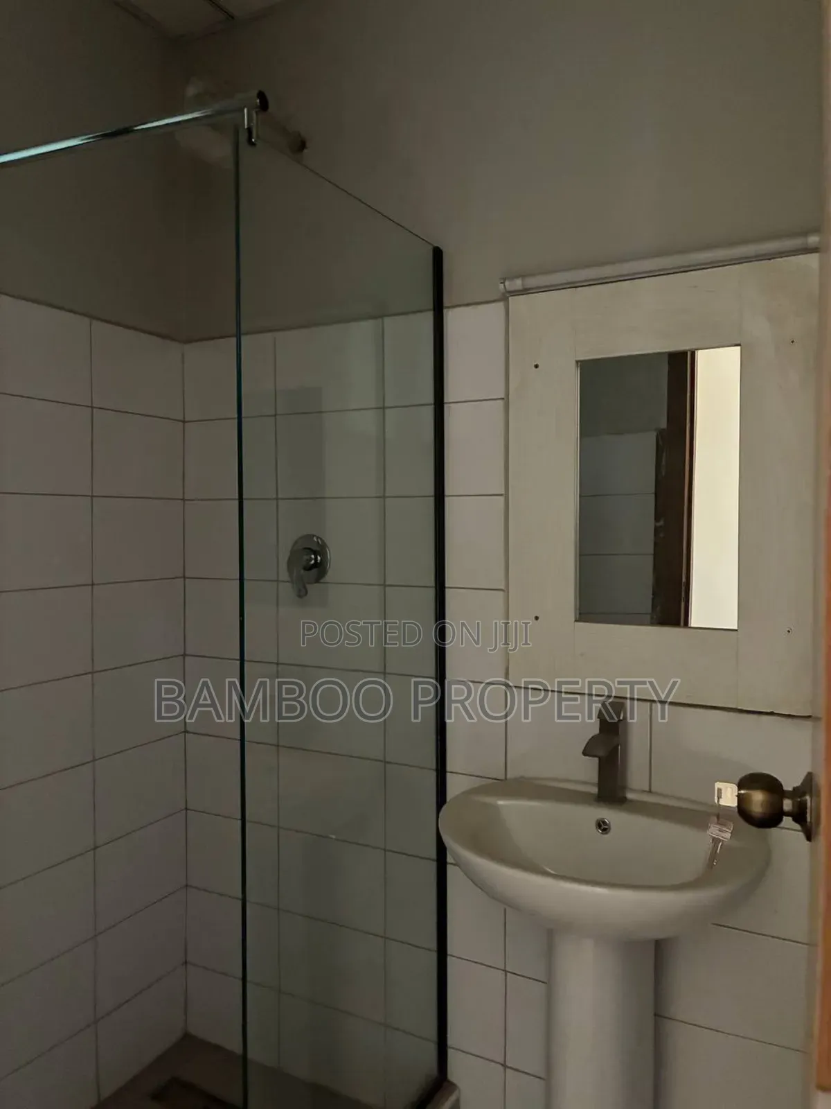 3bdrm Apartment in Bole for rent