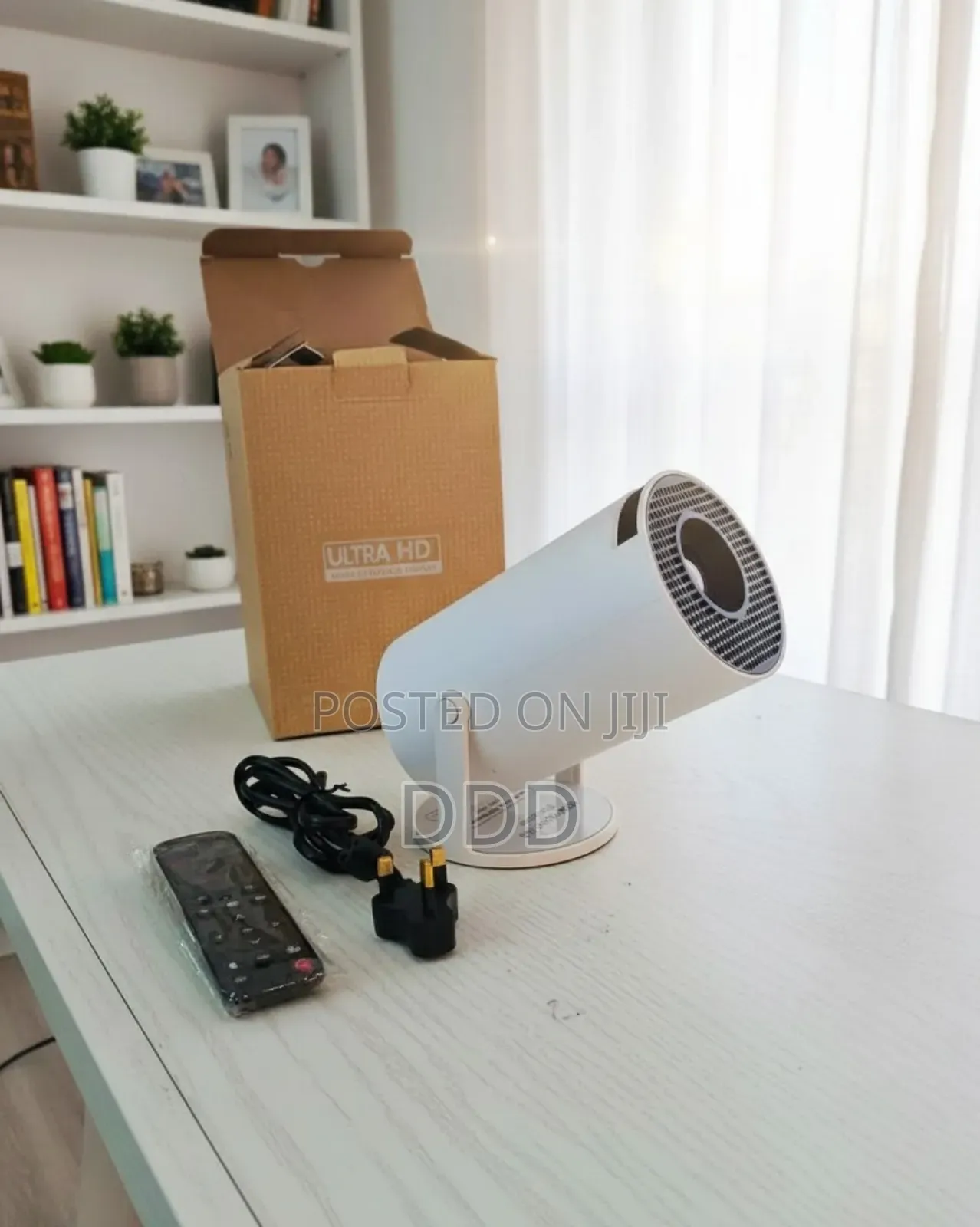  Ultra Projector