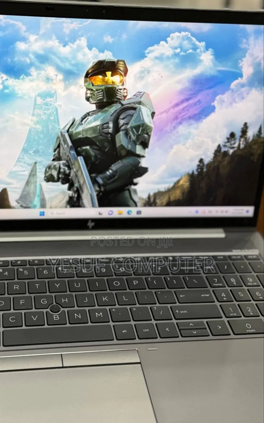 New Laptop HP ZBook Firefly G8 16GB Intel Core I7 SSD 512GB