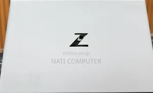 New Laptop HP ZBook Firefly G8 16GB Intel Core I7 SSD 512GB