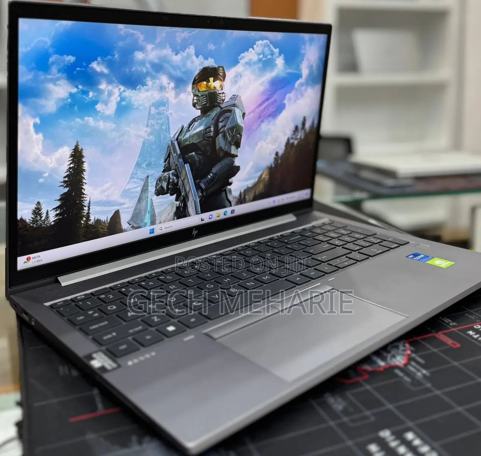 New Laptop HP ZBook Firefly G8 16GB Intel Core I7 SSD 512GB