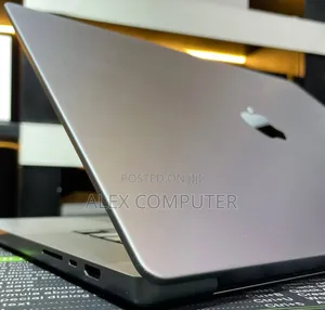 New Laptop Apple MacBook Pro 2021 M1 64GB Apple M1 Max SSD 1T