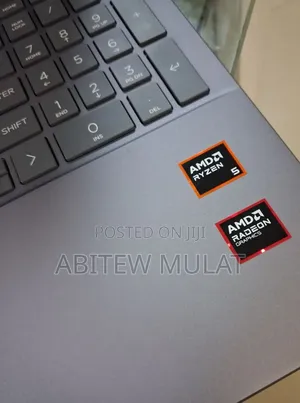 New Laptop HP Pavilion 15 8GB AMD Ryzen 5 SSD 512GB