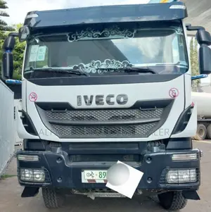 Photo - 2017 ባላቶኒ ቦቴ ከነተሳቢው •ባንክ 2,800,000 ጎማ 100%