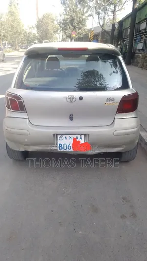 Toyota Vitz 2002