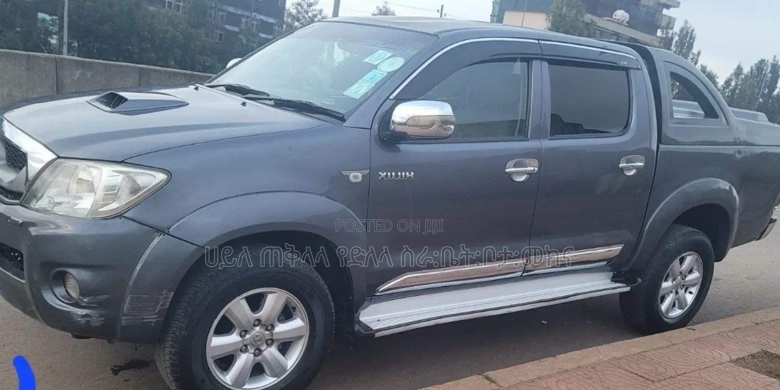 Toyota Hilux 2009 Gray