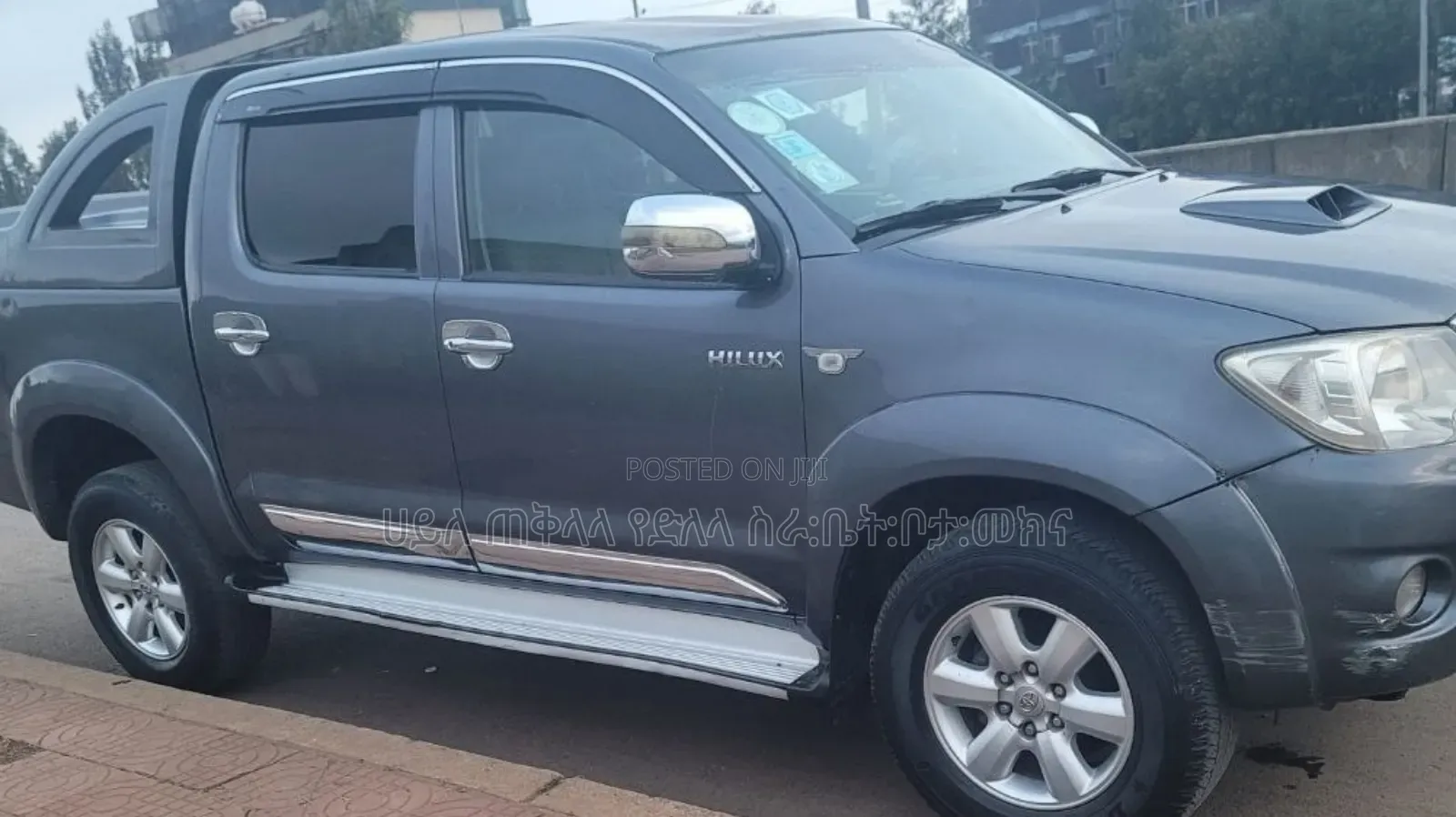 Toyota Hilux 2009 Gray