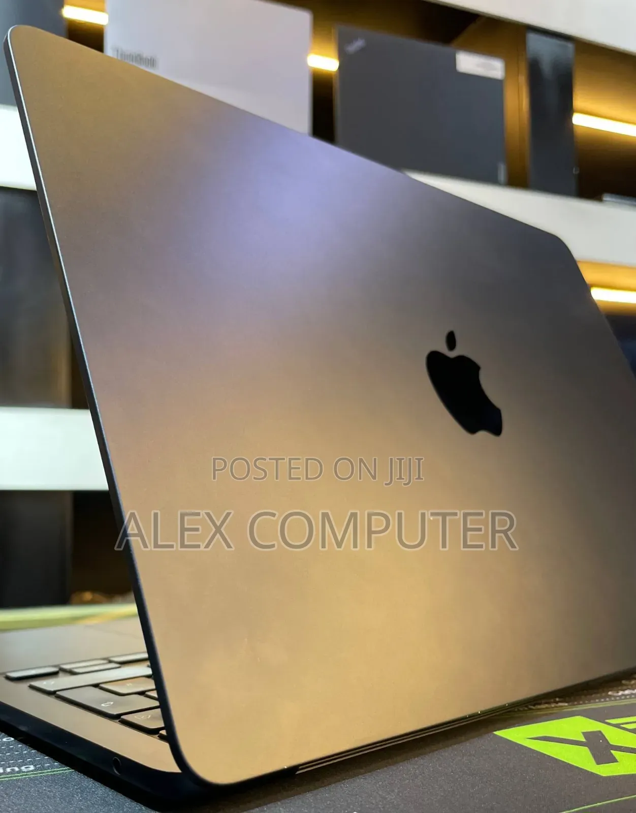 New Laptop Apple MacBook Air 2023 M2 24GB Apple M2 SSD 1T