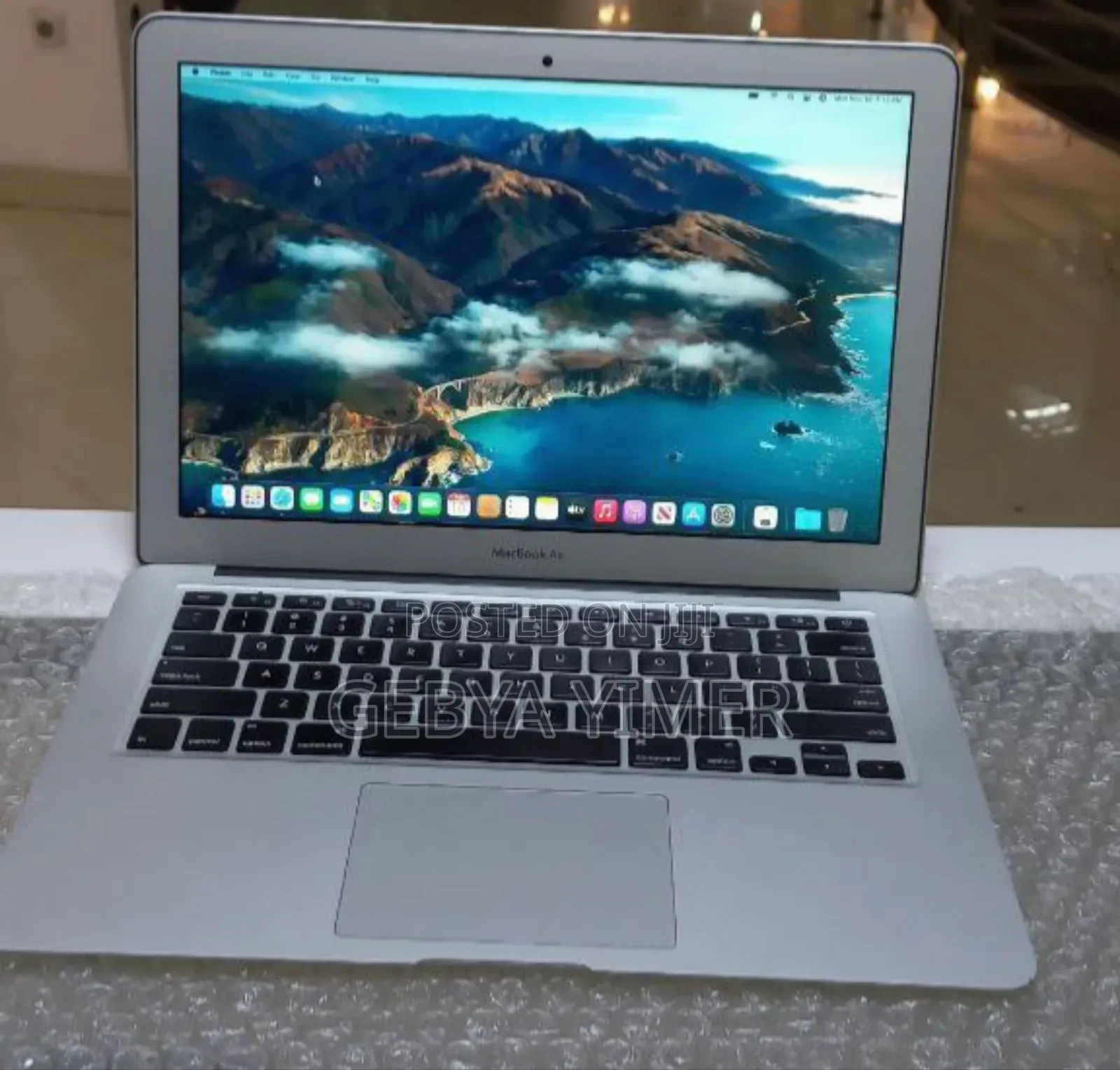 New Laptop Apple MacBook Air 2014 4GB Intel Core I5 SSD 256GB