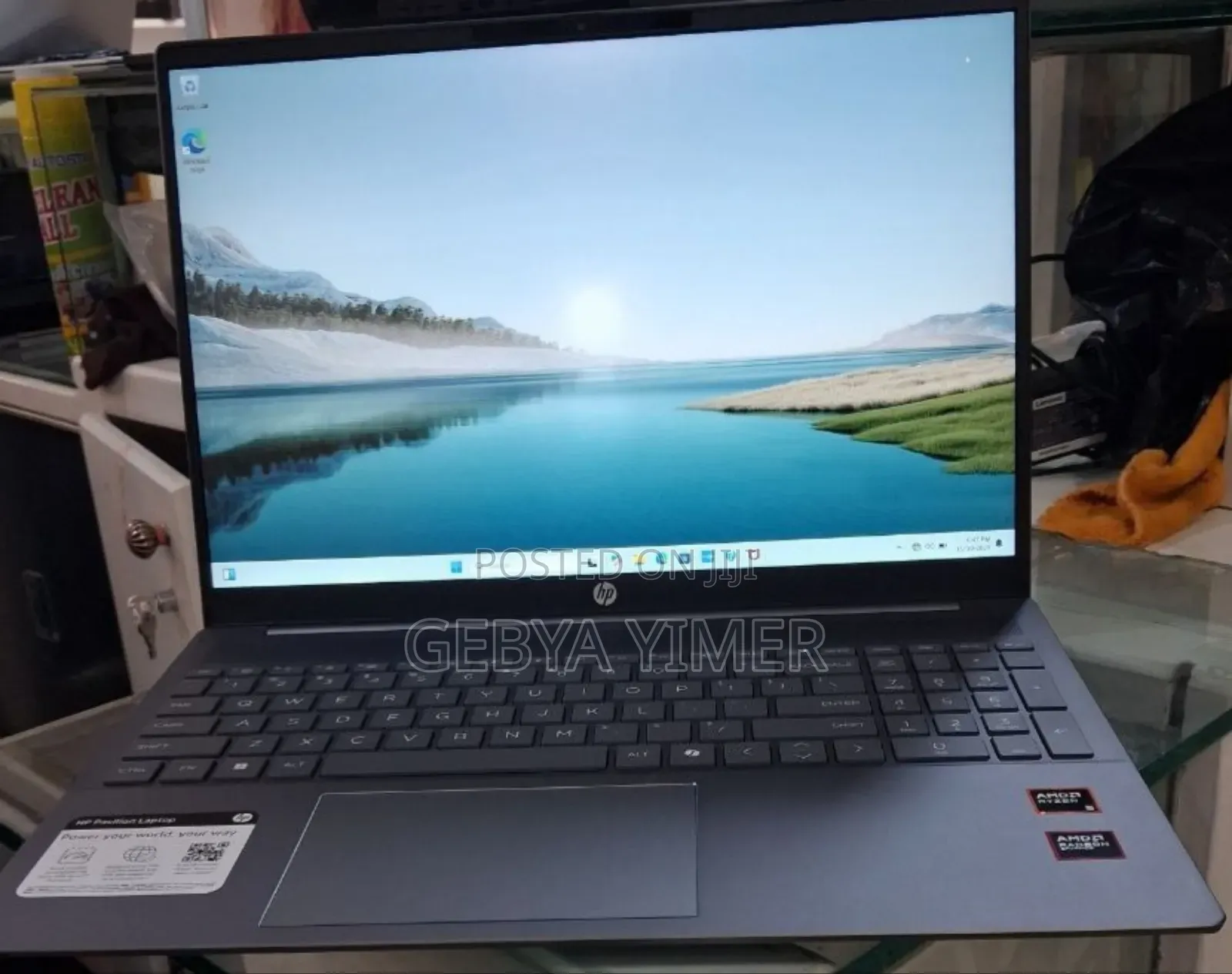 New Laptop HP Pavilion 15 8GB AMD Ryzen 5 SSD 512GB
