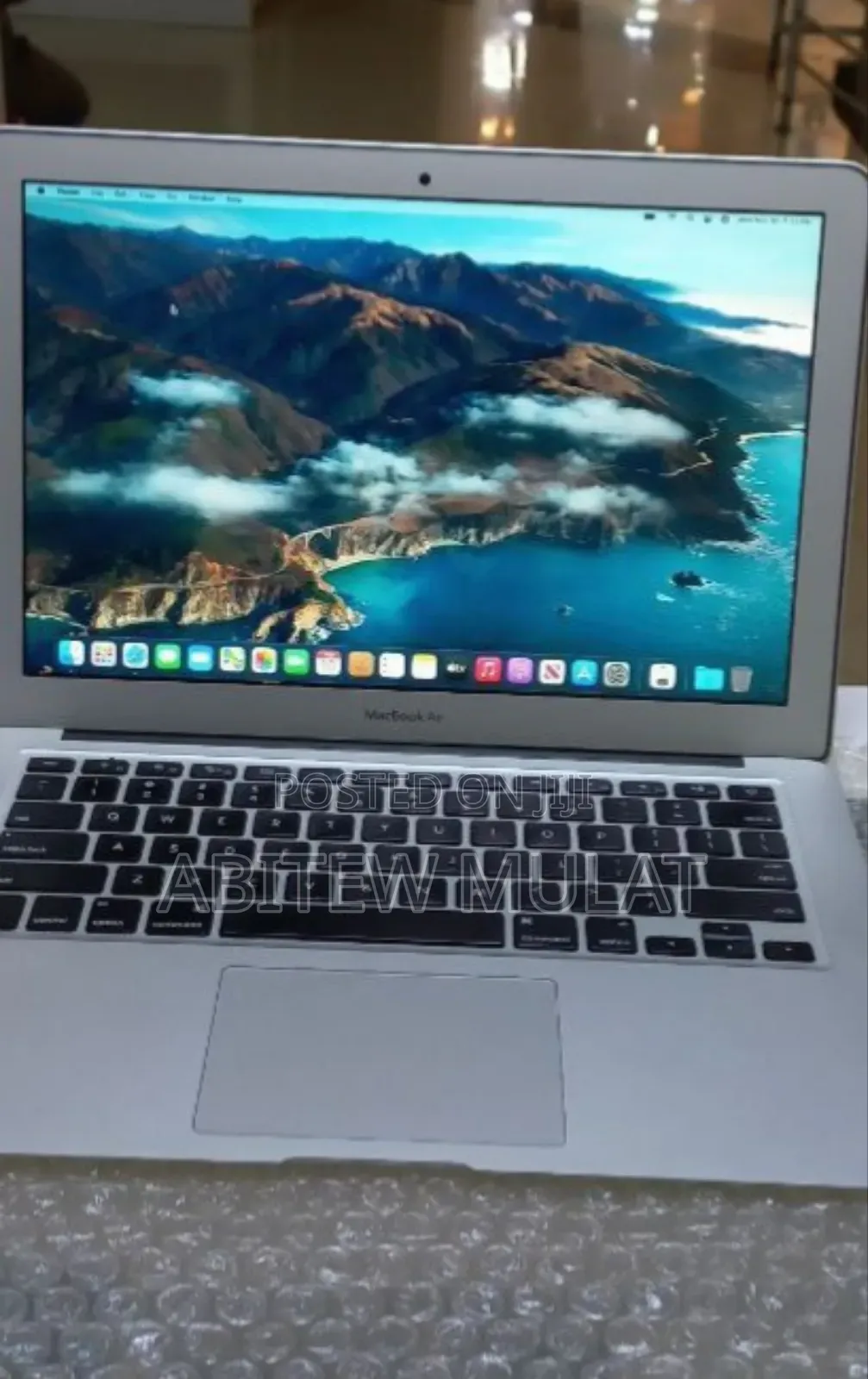 New Laptop Apple MacBook Air 2014 4GB Intel Core I5 SSD 256GB