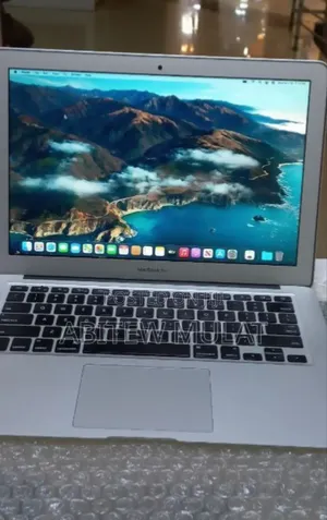 Photo - New Laptop Apple MacBook Air 2014 4GB Intel Core I5 SSD 256GB