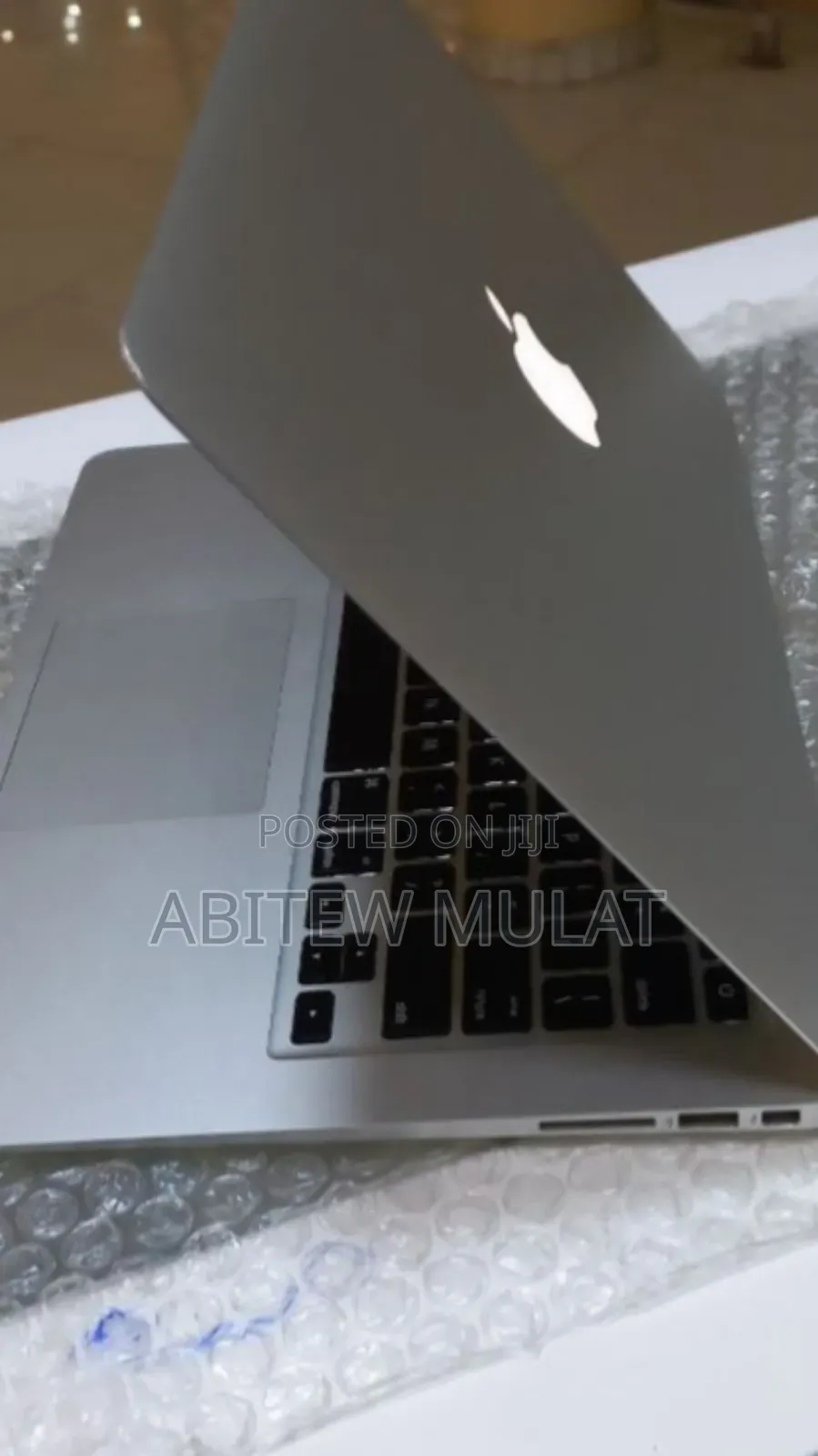 New Laptop Apple MacBook Air 2014 4GB Intel Core I5 SSD 256GB