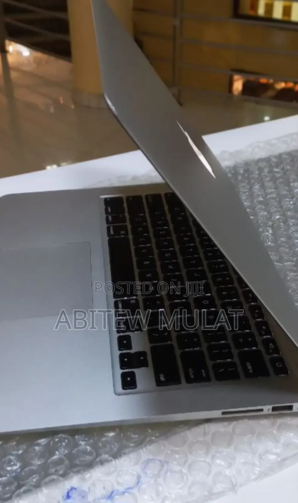 New Laptop Apple MacBook Air 2014 4GB Intel Core I5 SSD 256GB