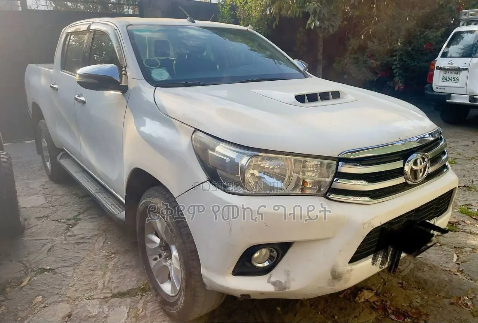 Toyota Hilux 2018 White