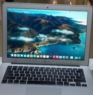 New Laptop Apple MacBook Air 2014 4GB Intel Core I5 SSD 256GB